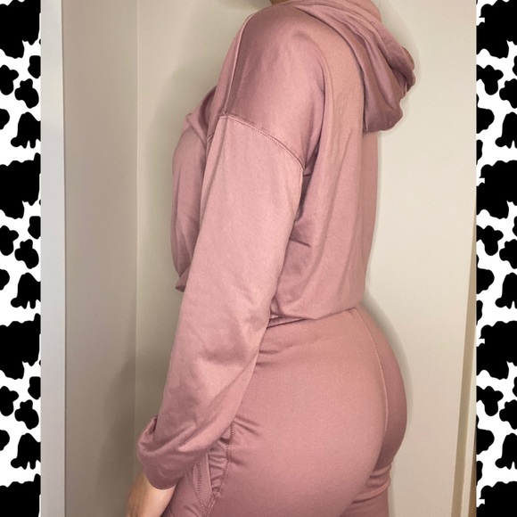 ‼️SOLD‼️2PC Lounge Set - Size M - Picture 2 of 5